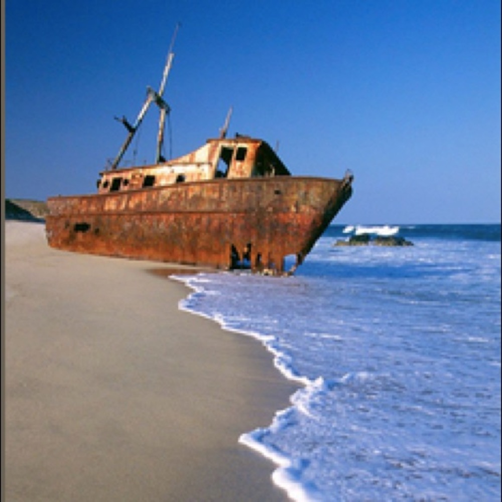 Shipwreck by Tomas Spangler